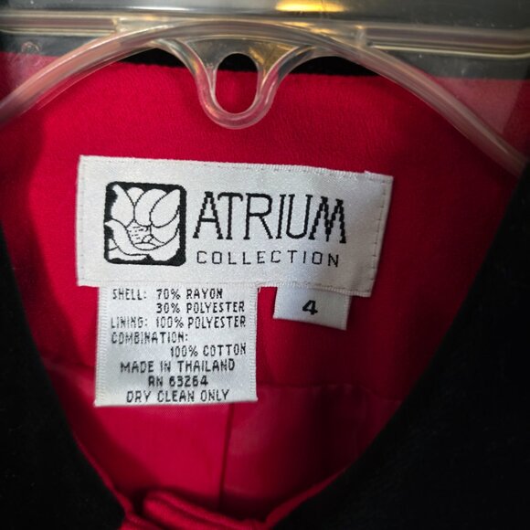 EUC Elegant Atrium Collection 2 Piece Skirt Suit - Vintage - Picture 7 of 11